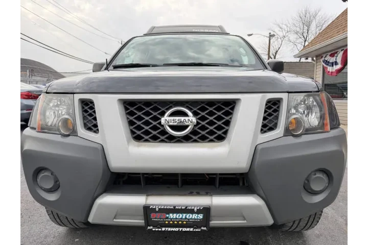 $7399 : 2012 Xterra S image 5