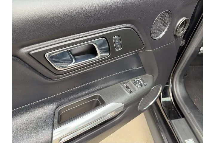 $21400 : Ford Mustang 2017 GT Premium image 10