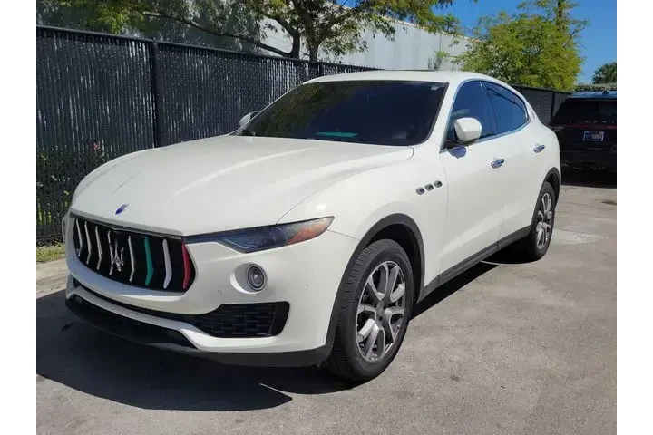 $21990 : Maserati Levante 2018 AWD 4d image 3