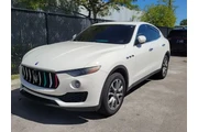 $21990 : Maserati Levante 2018 AWD 4d thumbnail