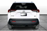 $31467 : Toyota RAV4 2022 AWD XLE 4dr thumbnail