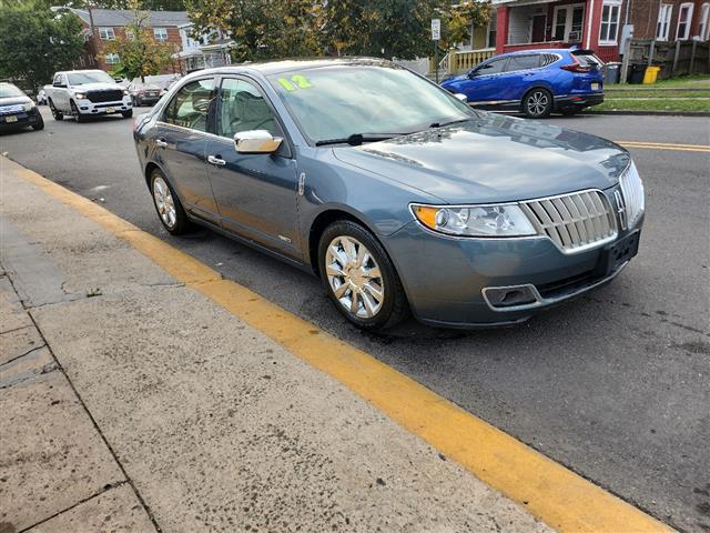 2012 MKZ Hybrid Sedan image 7