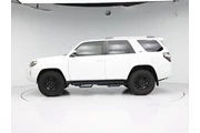 $36998 : Toyota 4Runner 2022 4x4 SR5 thumbnail