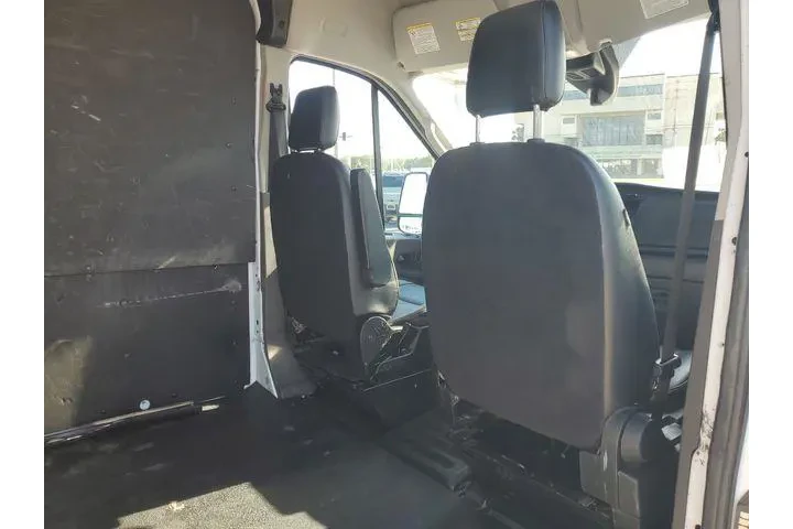 $33996 : Ford Transit 2023 250 3dr SW image 10