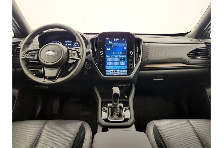$38998 : Subaru Forester 2025 AWD Tou image 9