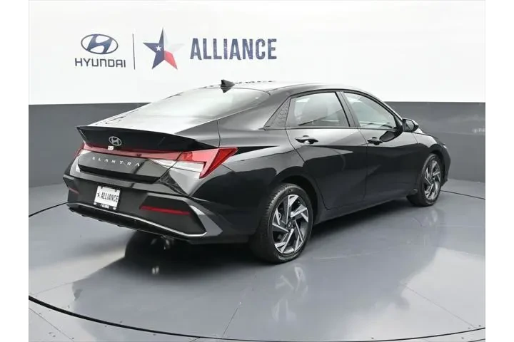 $22100 : Hyundai ELANTRA 2025 SEL Spo image 9