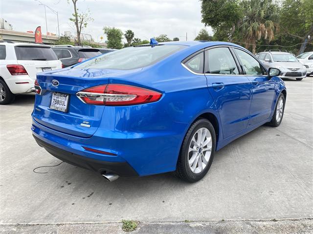 $15950 : 2020 FORD FUSION2020 FORD FUS image 6