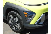 $20918 : Hyundai KONA 2024 AWD SEL 4d thumbnail