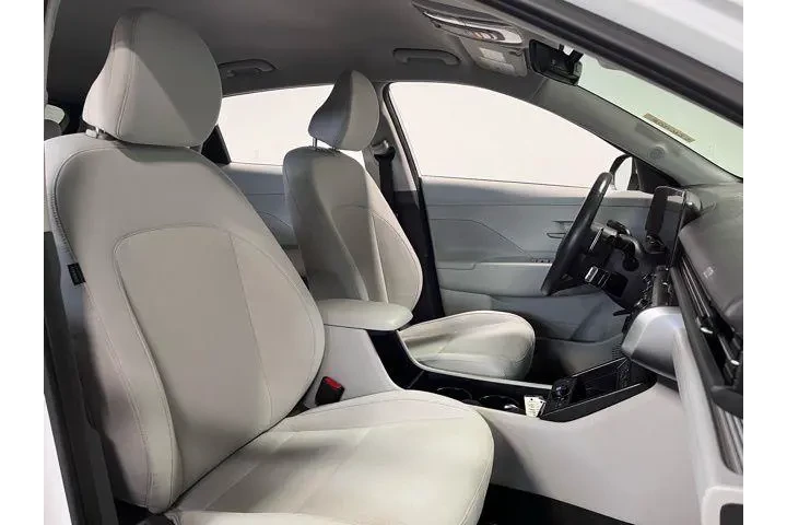 $20987 : Hyundai KONA 2024 SEL 4dr Cr image 10