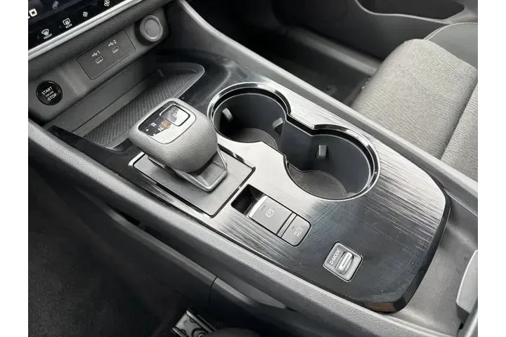 $20749 : Nissan Rogue 2025 SV 4dr Cro image 10