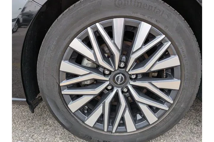 $17998 : Nissan Altima 2024 2.5 SV 4d image 10