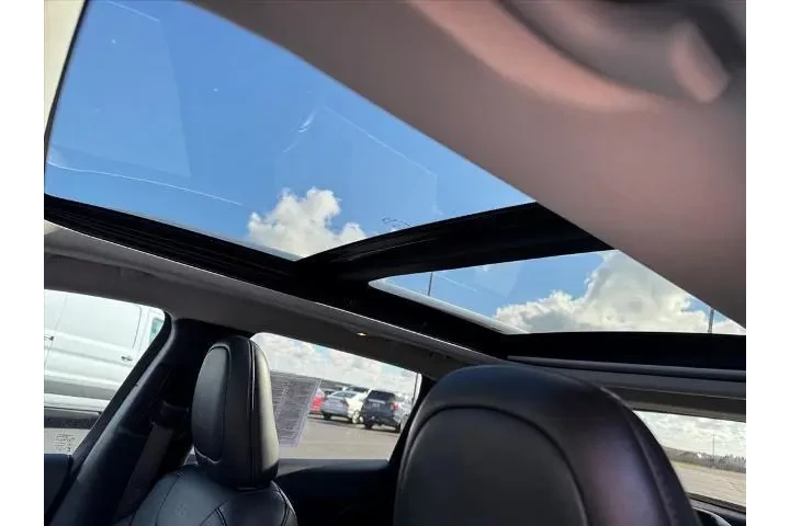 $15637 : Jeep Cherokee 2020 4x4 Latit image 9