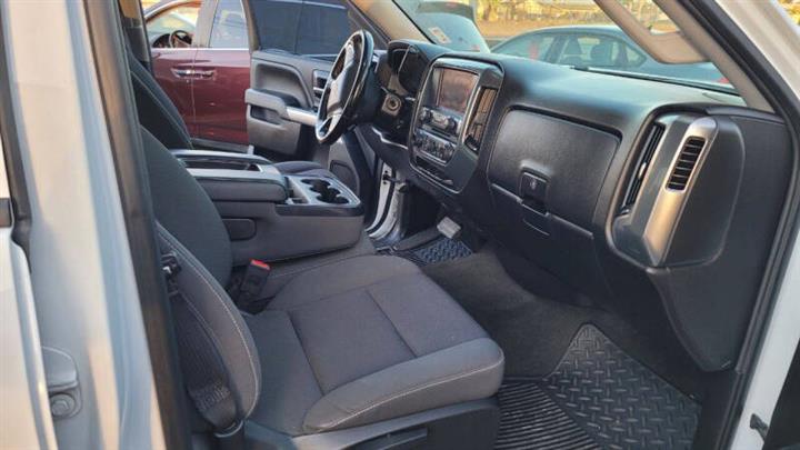 $25995 : 2018 Silverado 1500 LT image 10