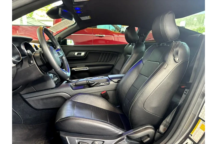 2021 Mustang GT Premium Coupe image 7