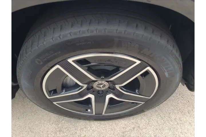 $33903 : Mercedes-Benz GLC 2023 AWD G image 10