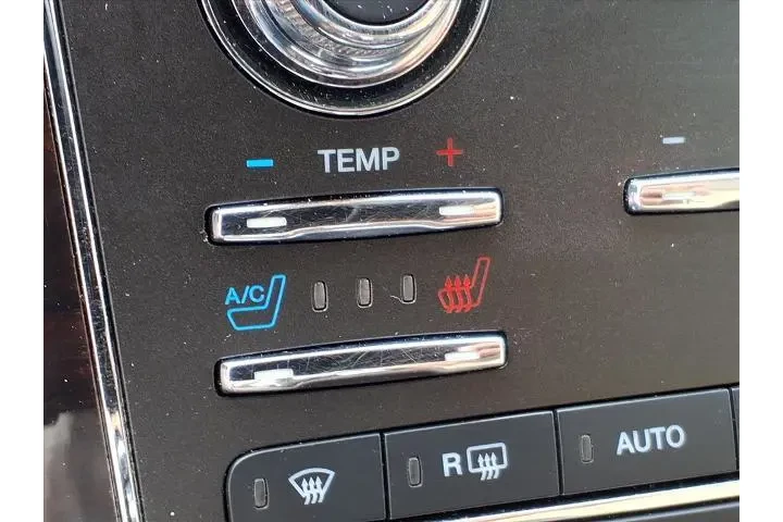 $10988 : Lincoln Navigator L 2015 4x2 image 7