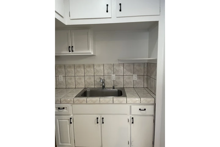 $1600 : Estudio / Studio image 5