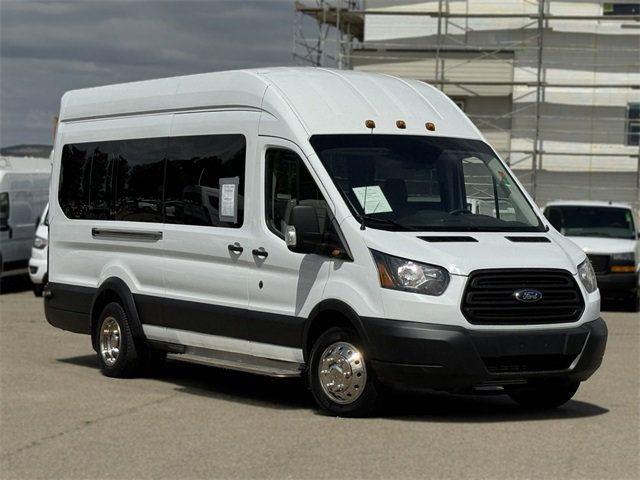 $27500 : 2018 Transit Passenger Wagon image 2