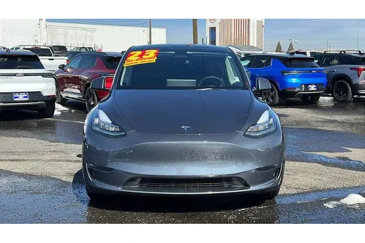 $38984 : Tesla Model Y 2023 AWD Long image 2