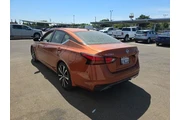 $14400 : Nissan Altima 2019 2.5 SR 4d thumbnail