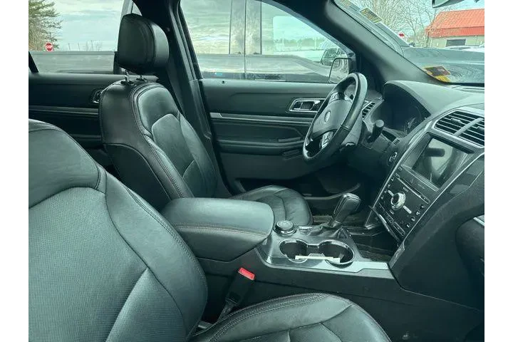 $17313 : Ford Explorer 2017 AWD Sport image 5