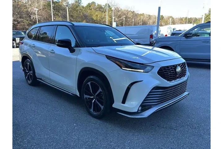 $33950 : Toyota Highlander 2021 XSE 4 image 6