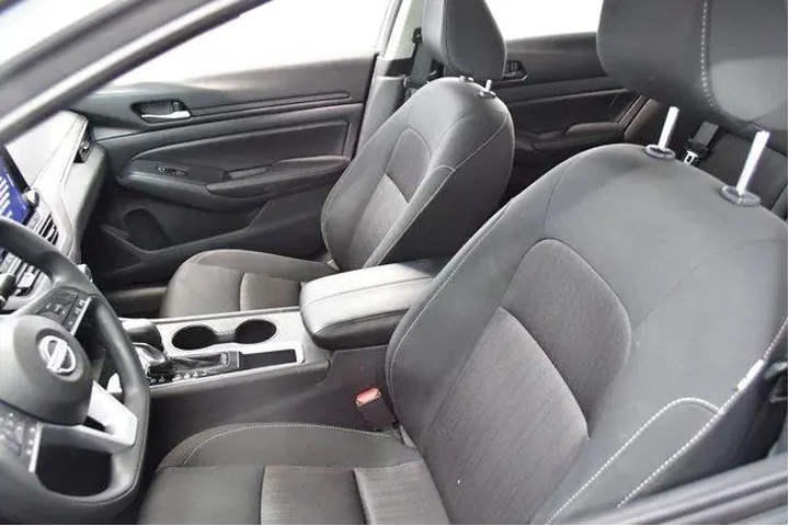 $21994 : Nissan Altima 2025 2.5 SV 4d image 9