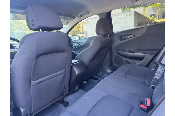 $13999 : 2022 Malibu LS Fleet image 8