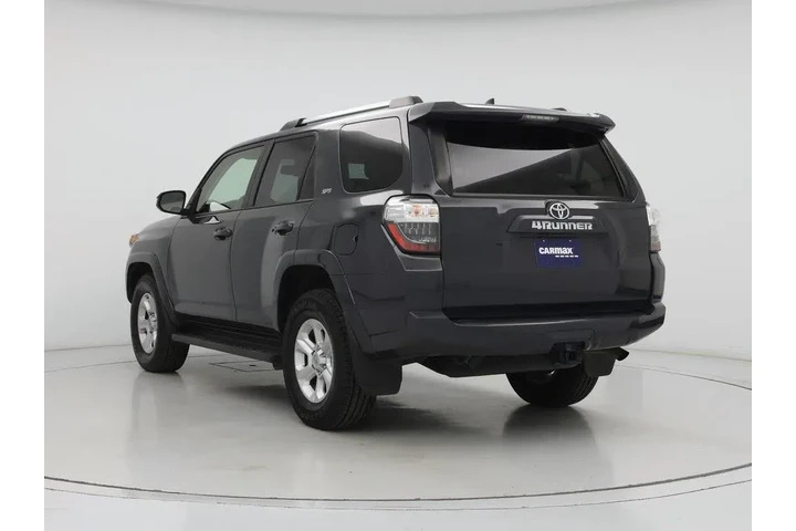 $35998 : Toyota 4Runner 2024 4x2 SR5 image 2
