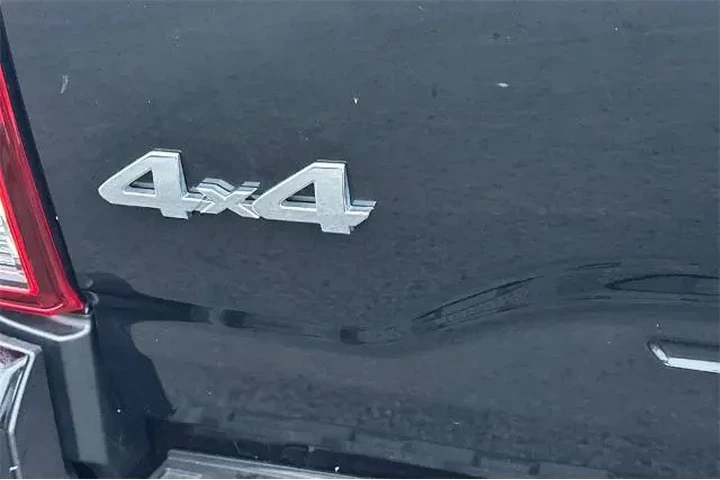 $29911 : Toyota Tacoma 2020 4x4 SR 4d image 6