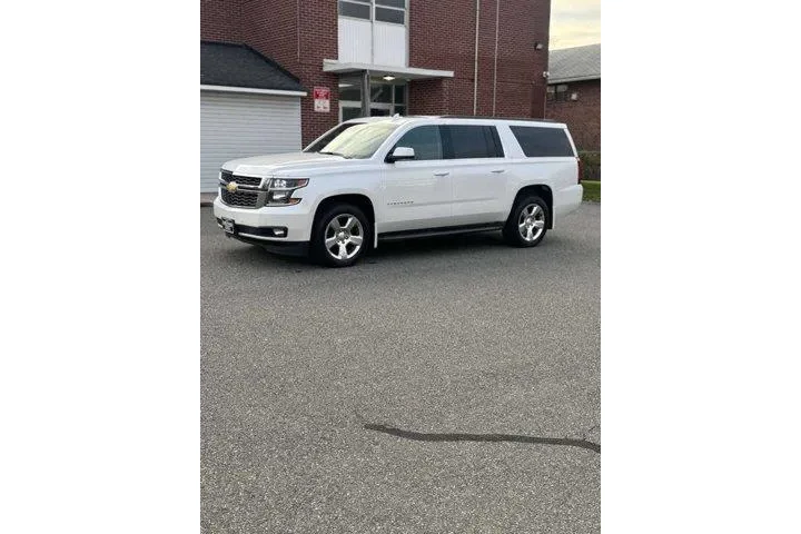 $13995 : Chevrolet Suburban 2016 4x4 image 2