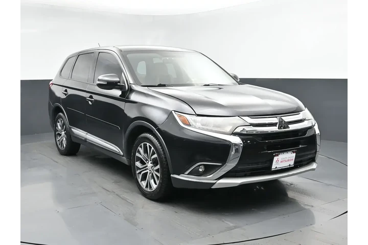 $9752 : Mitsubishi Outlander 2016 AW image 2