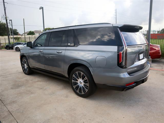 2021 Escalade ESV Sport AWD image 2