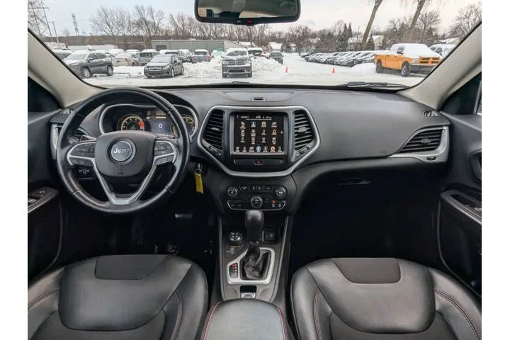 $12754 : 2016 Cherokee Trailhawk image 3