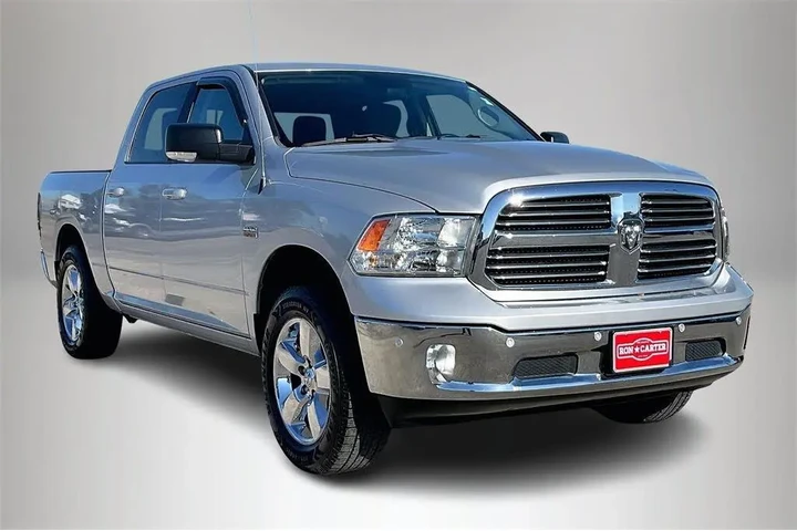 $25895 : Ram 1500 Classic 2019 4x4 SL image 1