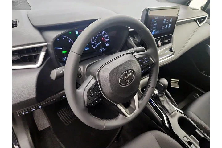 $26998 : Toyota Corolla Hybrid 2025 S image 9