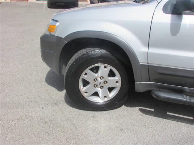 $5995 : 2006 Escape XLT Sport image 9