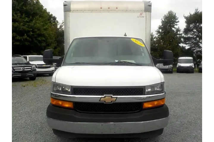 $15481 : 2020 Express G3500 159" image 8