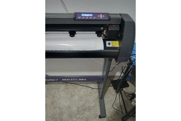 $1800000 : PLOTTER CORTE image 6