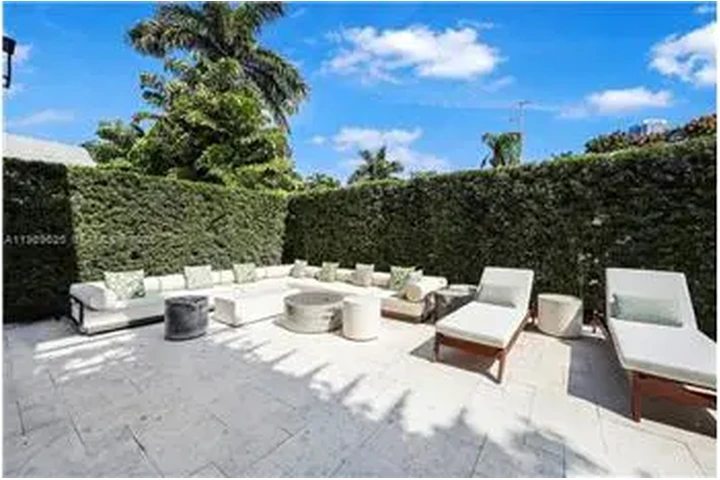 $19900 : Rental property with 5 bedro image 2