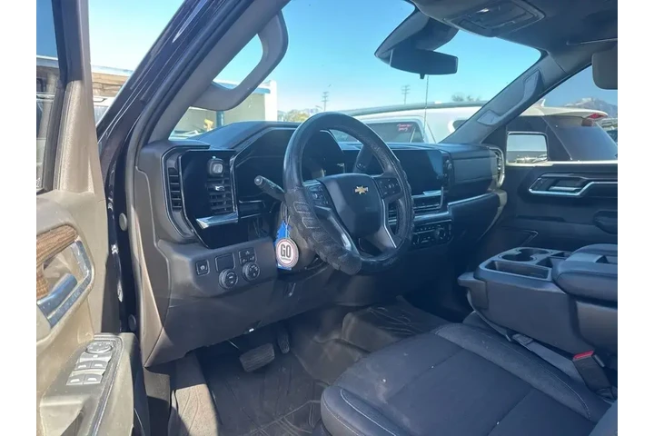 $33750 : Chevrolet Silverado 1500 202 image 6