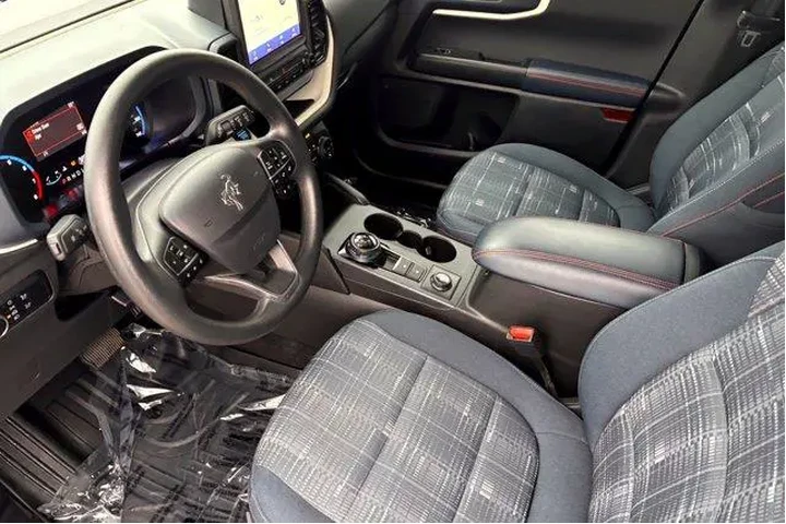 $29977 : Ford Bronco Sport 2024 AWD H image 9