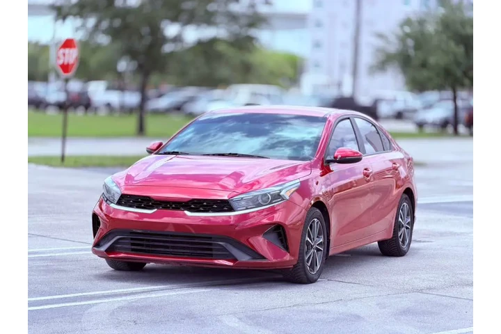 $10995 : KIA FORTE image 8
