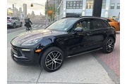 $39490 : Porsche Macan 2022 AWD 4dr S thumbnail