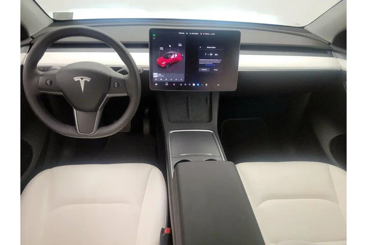 $39998 : Tesla Model Y 2025 Long Rang image 9
