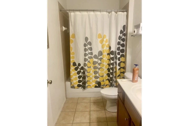 $950 : Cuarto con baño Privado image 3