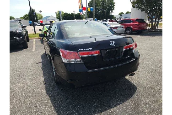 $14951 : Honda Accord 2012 SE 4dr Sed image 6
