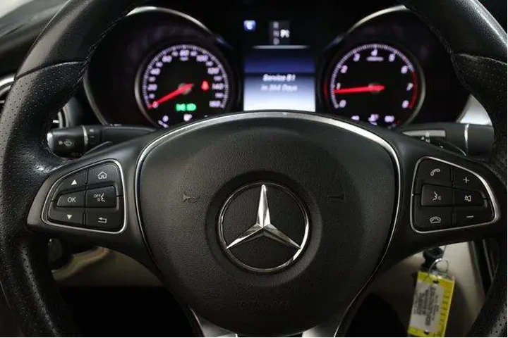 $18997 : Mercedes-Benz C-Class 2017 C image 7