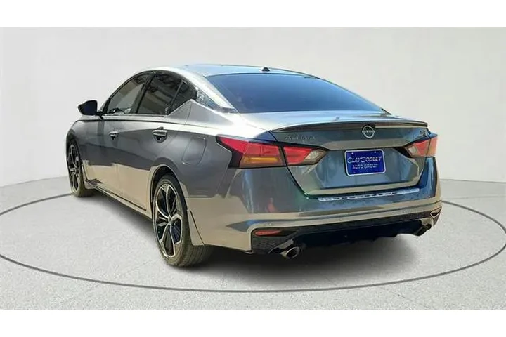 $24250 : Nissan Altima 2023 2.5 SR 4d image 5