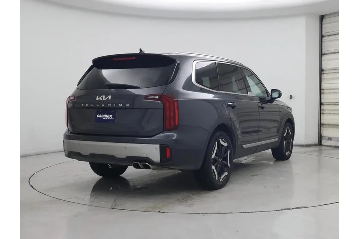 $30998 : Kia Telluride 2023 S 4dr SUV image 8